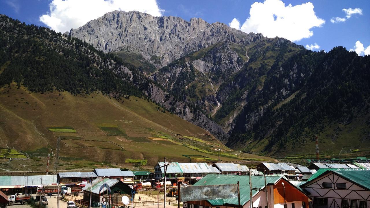 Hotel Glacier Heights Sonāmarg Exterior foto
