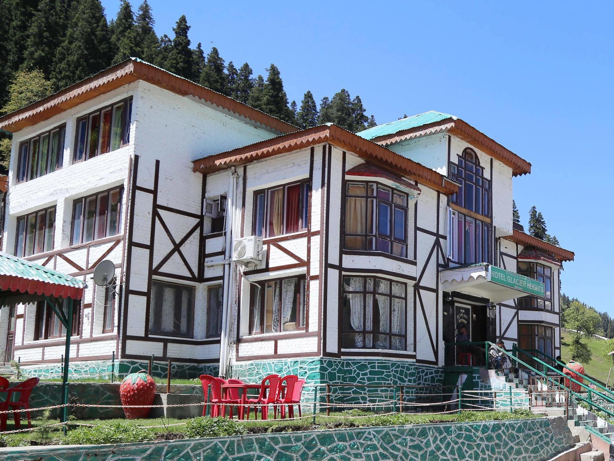 Hotel Glacier Heights Sonāmarg Exterior foto
